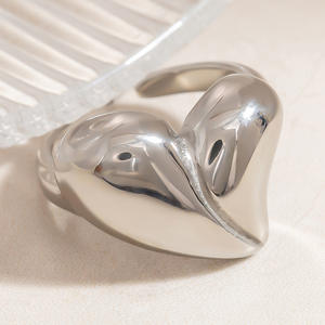 Heart Shape Stainless Steel <b>Ring</b> Silver Unisex Fashion Jewelry Gift For Women Men Geometric Design Love Theme Yiwu Origin - Product Image 4