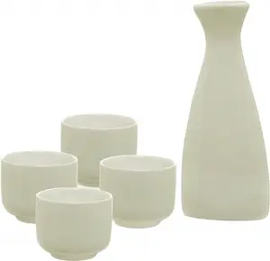 陶瓷酒瓶白色陶瓷清酒服务玻璃瓶和 4 杯-传统日式 5 件套礼品套装