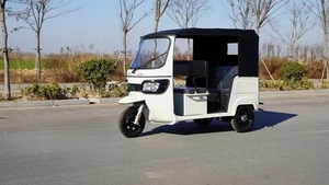 Tricycle tuk-tuk semi-ouvert confortable avec toit pour le transport de passagers - Product Image 4