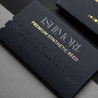 Sobre de Cartón con Cierre Negro y Logotipo Personalizado en Lámina Dorada, Película Mate, Resistente a Desgarros, con Texto UV, Ecológico, de Poliéster, para Tarjetas de Crédito o Regalo