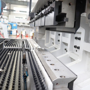 JUGAO التلقائي بالكامل الفولاذ المقاوم للصدأ مرنة سريعة الصفائح المعدنية الانحناء لوحة مركز بندر اختياري الروبوت - Product Image 4