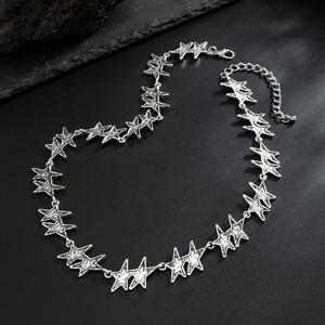 Collane Choker con Catena Metallica Stile Hip Hop Street, Doppia Stella, per <span class=keywords><strong>Uomo</strong></span>, Catene Vintage per Clavicola, Accessori Moda, <span class=keywords><strong>Gioielli</strong></span> Regalo - Product Image 3