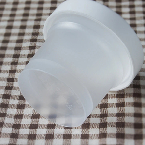 Gobelets en PP de qualité alimentaire 500 ml anti-fuite avec couvercle à clapet pour jus, crème glacée, yaourt, desserts, avec impression sérigraphiée pour fêtes - Product Image 1