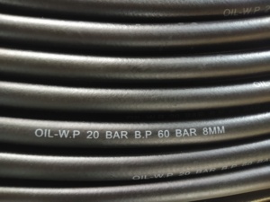 Renfort <span class=keywords><strong>de</strong></span> tresse <span class=keywords><strong>de</strong></span> fibre 300psi <span class=keywords><strong>tuyau</strong></span> <span class=keywords><strong>de</strong></span> <span class=keywords><strong>gaz</strong></span> naturel GPL en caoutchouc <span class=keywords><strong>tuyau</strong></span> <span class=keywords><strong>de</strong></span> <span class=keywords><strong>propane</strong></span> pour usage industriel ou familial - Product Image 4