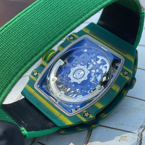 <span class=keywords><strong>Orologio</strong></span> da Polso Sportivo di Lusso per <span class=keywords><strong>Uomo</strong></span>, <span class=keywords><strong>Verde</strong></span>, al Quarzo, in Fibra di Carbonio, Ultra Sottile 7,8mm, Movimento Automatico Scheletrato, Cinturino Elastico RM 67-02 - Product Image 5