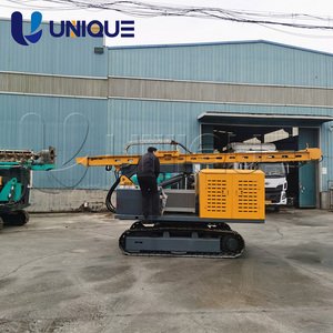 UNIQUE Foreuse sur chenilles portable pour pieux solaires, machine de forage de puits et de compactage solaire - Product Image 1