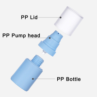 Bouteille PP bleu clair sans air personnalisée en gros avec pompe à lotion pour sérum de soin de la peau, petite capacité cosmétique 15ml 30ml 50ml
