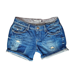 Shorts en jean déchirés pour femmes, bleu délavé, décontractés, style streetwear d'été, coupe ample, mode vintage, en coton - Product Image 3
