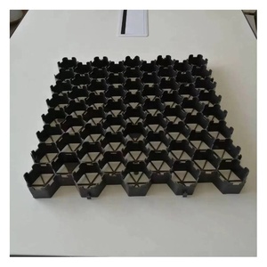 Grille de gazon alvéolée en plastique PP de 40-50 mm, design moderne pour jardins, terrains de sport, allées <span class=keywords><strong>et</strong></span> parkings - Product Image 3