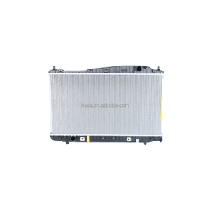 Radiador de motor para VOLVO 240 740 760 940 SERIES 2,3 1378590 8601907 - Product Image 2