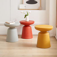 ModHomi Table basse ronde moderne en forme de champignon Table d'appoint de salon Table d'appoint nordique simple en plastique pour petits espaces Décoration intérieure