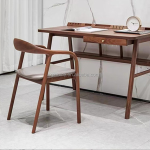Table à manger en bois massif de conception moderne nordique et chaises de dossier de couleur noyer Chaises Shumet de bureau d'étude à domicile - Product Image 6