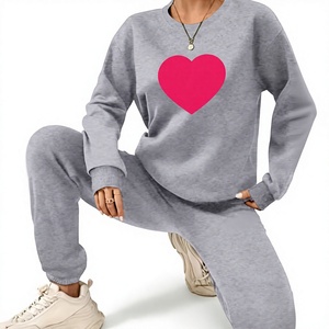 Ensemble jogging TRIBON SPORTS pour femme, sweat-shirt à capuche épais gris avec imprimé lettres, manches longues, tricoté, coupe oversize, respirant, toutes saisons - Product Image 1