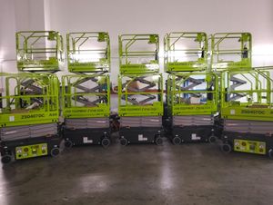 Plataforma Elevadora de Tijera Eléctrica de 6.5m, Marca TOP, Nueva, Modelo ZS0407DC, Plataforma de Trabajo Aérea, Elevador de Construcción, Capacidad para 2 Personas - Product Image 6