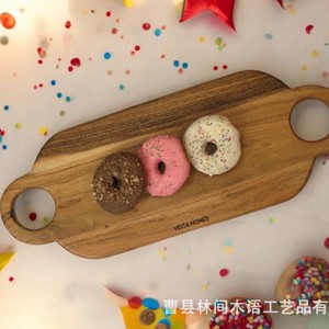 Vesta Home เขียงไม้อะคาเซียด้ามจับคู่ทรงรีสำหรับงานปาร์ตี้สเต็กชีสผลไม้ - Product Image 2