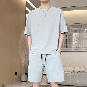 ชุดเสื้อยืดกีฬาแขนสั้นผ้าโพลีเอสเตอร์คุณภาพดี พิมพ์โลโก้ตามสั่ง สำหรับฤดูร้อน - Product Image 3