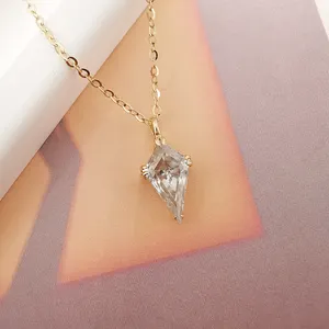 AU585 14k सोने के गहने ठोस पीले सोने का हार विशेष पत्थर कटौती 1ct Moissanite हार के लिए लड़की