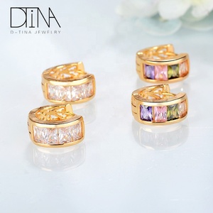 <span class=keywords><strong>Orecchini</strong></span> a Cerchio Ovali DTINA <span class=keywords><strong>in</strong></span> <span class=keywords><strong>Oro</strong></span> Giallo con Doppia Gemma, Eleganti per Signore - Product Image 4