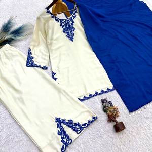 Vestido Tradicional Indio-Pakistaní de Algodón Blanco con Bordado Azul, Corte Regular, Largo hasta la Rodilla, Conjunto Informal para Mujer, Secado Rápido - Product Image 3