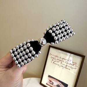 YANYEフランスの小さな香り弓レトロベルベットシルバーフレンチバレットファッショナブルな女の子用ヘアアクセサリー - Product Image 4