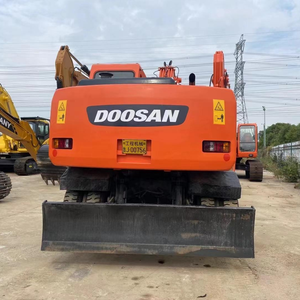 En stock, occasion, excavatrice hydraulique sur roues Doosan DH150W-7, 15 tonnes, moteur 96 kW, pompe, roulement, boîte de vitesses en vente - Product Image 3