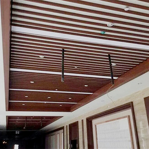 Les panneaux décoratifs extérieurs en aluminium sont faciles à former et à installer, avec des dimensions personnalisées. - Product Image 1
