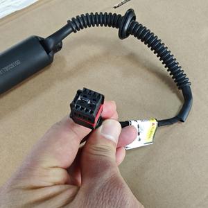 81780C5100 81770C5100 Amortisseur de hayon arrière à vérin hydraulique 81780-C5100 81770-C5100 pour Hyundai <span class=keywords><strong>Kia</strong></span> <span class=keywords><strong>Sorento</strong></span> 2016-2020 - Product Image 4