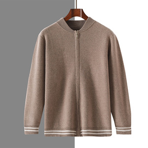 2025 cappotto maglione in <span class=keywords><strong>lana</strong></span> 100% personalizzato manica lunga Full Zip classico <span class=keywords><strong>Cardigan</strong></span> in morbida <span class=keywords><strong>lana</strong></span> nera elegante per gli uomini - Product Image 3