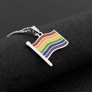 Collar de Acero Inoxidable con Colgante de la Bandera del Orgullo LGBT para Mujer, con Cadena de Eslabones y Esmalte Colorido - Product Image 5