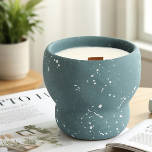 Nouvelle bougie parfumée en tasse en céramique, style minimaliste nordique, bougie parfumée européenne et américaine très vendue - Product Image 2