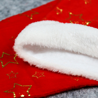 Cappello di Babbo Natale Extra Lungo 120cm in Morbida Flanella Rossa con Stelle Dorate Stampate