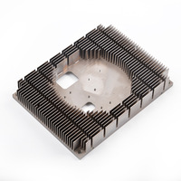 Plaque froide en aluminium brasée sous vide sur mesure pour refroidissement liquide de batteries de véhicules électriques et dissipateur thermique de moteur de voiture électrique