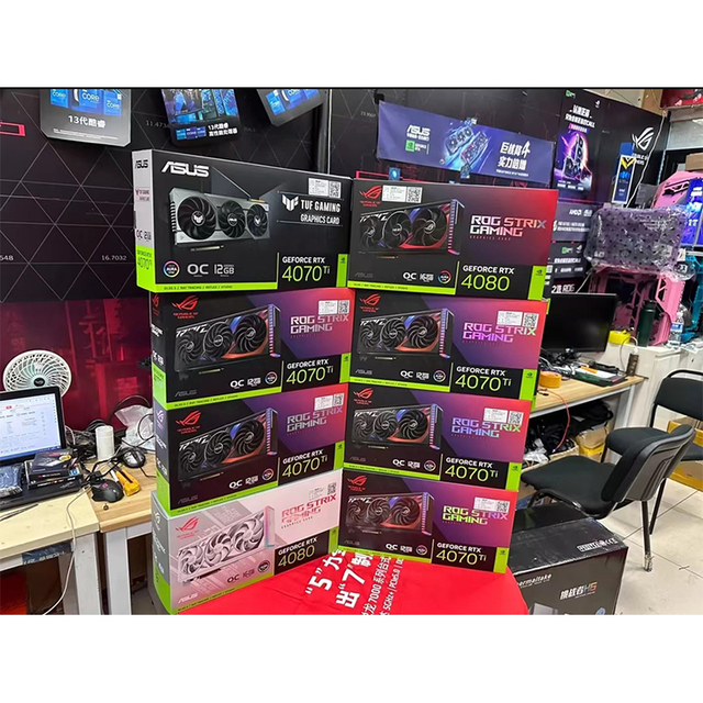 Used ASU'S ROG STRIX GeForce RTX 4070 Ti 12GB GDDR6X with DLSS 3 and Chart-Topping Thermal Performance Support