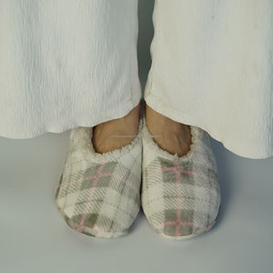 Chaussons d'intérieur OEM ultra doux en polaire, antidérapants, légers, pour l'hiver et l'automne, à bout ouvert, confortables, style <span class=keywords><strong>ballerine</strong></span> - Product Image 2