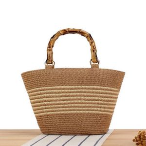 Bolso de mano de paja tejida con asa de bambú y rayas de colores contrastantes para mujer, ideal para el verano y la playa, venta al por mayor. - Product Image 6