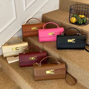 Borse a tracolla da donna in similpelle, borsa a spalla di design per signora - Product Image 1