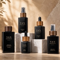 Juego de Envases Cosméticos YAN de Lujo, Botella Cuadrada de Vidrio Violeta/Negro de 30ml/50ml con Gotero/Atomizador/Bomba/Tapa de Rosca y Tapa de Madera para Suero
