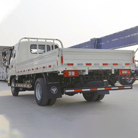 Camions à plat Fonton Aoling à faible coût 4X2 2.5T 146HP 180mm cadre droit 700 arrière double pneus Transport camions de fret légers