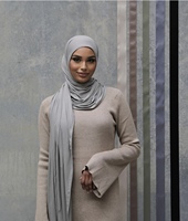 Vente en gros de foulard en jersey de coton 180*70cm enveloppement extensible pour la tête, châle opaque doux hijab en jersey de mousseline pour femmes, livraison directe