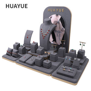 Expositor de Joyería Huayue Personalizado, de Microfibra Gris de Lujo, para Pendientes, Anillos, Collares, Pulseras, con Forma de Busto - Product Image 6