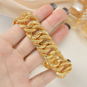 polished custom <b>copper</b> party homme femme thick textured curb link glamorous wholesale fashion 18k gold plated <b>bracelet</b> set - Product Image 4