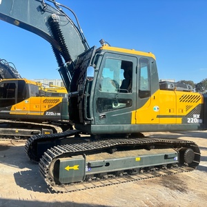 Excavatrice Hyundai HX220HD d'occasion de haute qualité, fabriquée en Corée, en bon état, à vendre - Product Image 3
