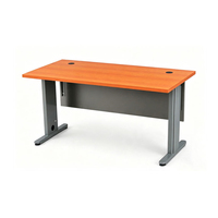 Bureau rectangulaire pour ordinateur avec gestion des câbles - Table de travail pour enseignant