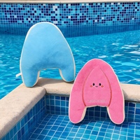Jouet flottant en peluche mignon, coussin de piscine en forme de planche de surf en peluche douce, simulation de flotteur de piscine en peluche pour enfants et décoration intérieure