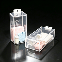 Boîte de protection en plastique PET transparent recyclable avec cintre, petite boîte d'emballage transparente personnalisée pour les produits pour bébés et la maternité