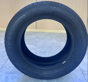 L'usine professionnelle de pneus produit des pneus de voiture en caoutchouc 185 <span class=keywords><strong>65r14</strong></span> 195/55r15 <span class=keywords><strong>175</strong></span>/70/13 165 65 R13 pneus de voiture de tourisme - Product Image 2