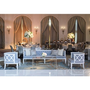 <span class=keywords><strong>Divano</strong></span> Nuziale Classico <span class=keywords><strong>Vintage</strong></span> <span class=keywords><strong>Curvo</strong></span> in Legno Massello con Rivestimento in Tessuto di Lino per Noleggio Eventi Matrimoniali - Product Image 5