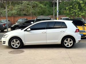 Voiture d'occasion <span class=keywords><strong>Golf</strong></span> <span class=keywords><strong>7</strong></span> de 2016 <span class=keywords><strong>2017</strong></span> en bon état, meilleur <span class=keywords><strong>prix</strong></span>, voiture à essence d'occasion haute performance - Product Image 4