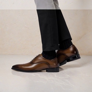 Precio de fábrica Oficina <span class=keywords><strong>Oxford</strong></span> Zapatos italianos clásicos Hombres Cuero genuino Boda Zapatos formales Zapatos de vestir de lujo personalizados para hombres - Product Image 3