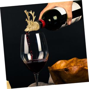Verseur décoratif <span class=keywords><strong>de</strong></span> vin <span class=keywords><strong>de</strong></span> liqueur d'animal <span class=keywords><strong>de</strong></span> tête <span class=keywords><strong>de</strong></span> <span class=keywords><strong>cerf</strong></span> d'acier inoxydable d'or d'alliage <span class=keywords><strong>de</strong></span> zinc pour le <span class=keywords><strong>whisky</strong></span> - Product Image 4